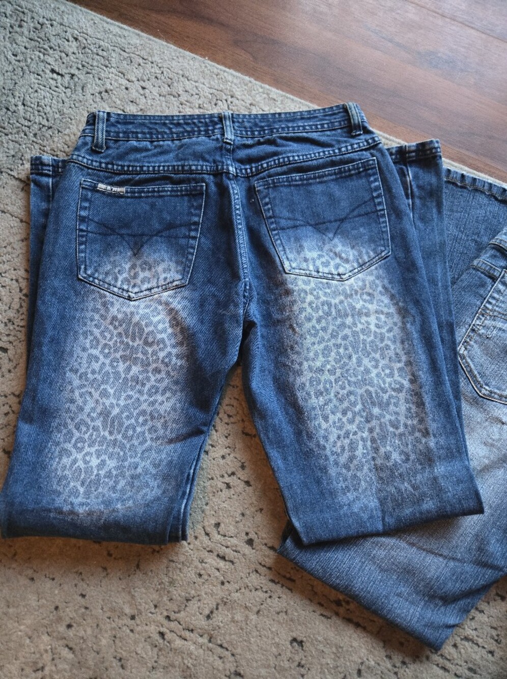 Vintage R.V.T. Leopard Jeans - Picture 2 of 9